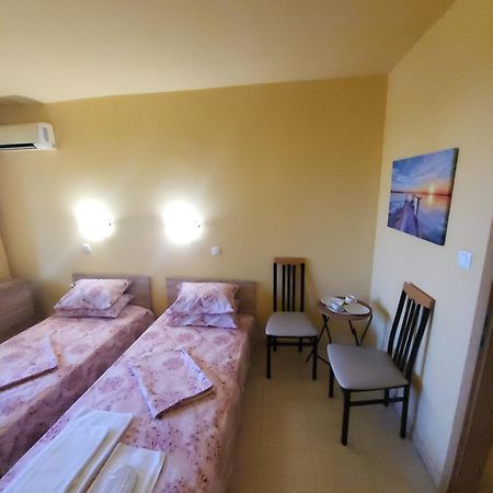 Apartamenti Ivaia 2 Варна Экстерьер фото
