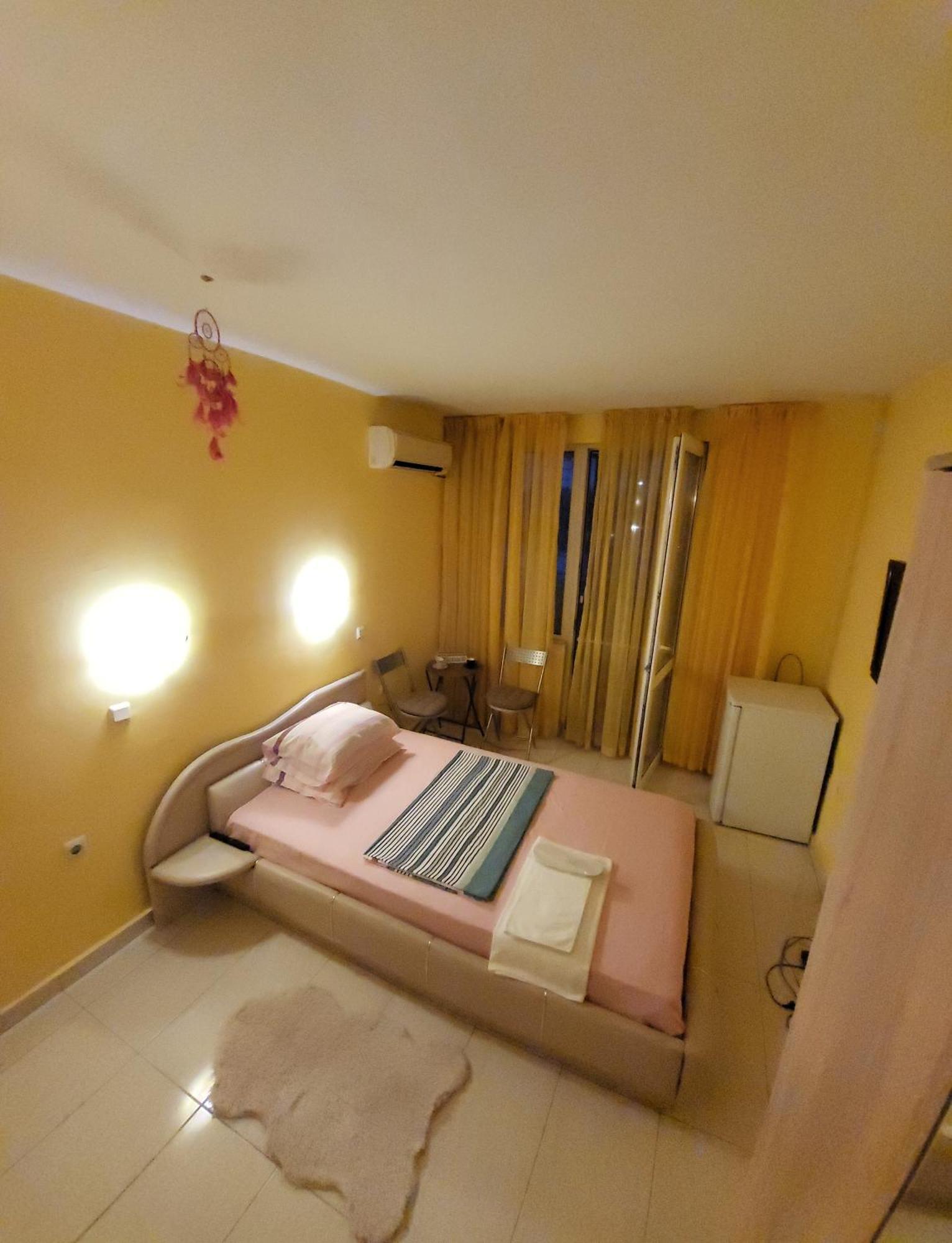 Apartamenti Ivaia 2 Варна Экстерьер фото